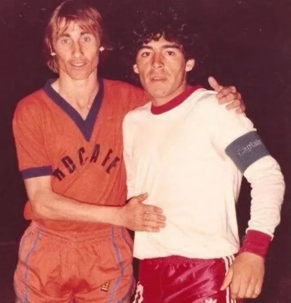 Maiolino Maradona capitán