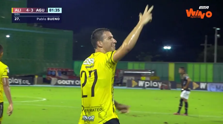 Pablo Bueno festejo gol2