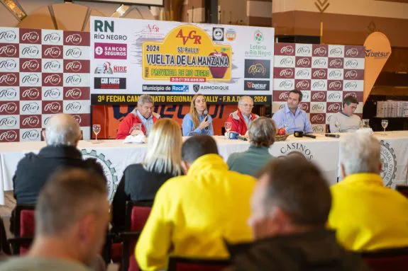 RALLY-VUELTA-DE-LA-MANZANA-2-575x383