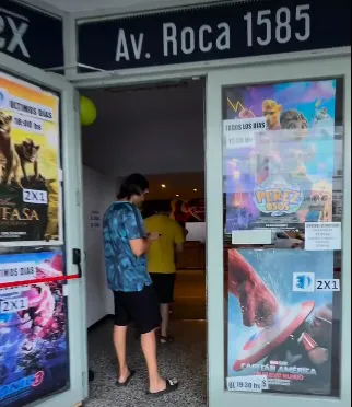 cine rex roca