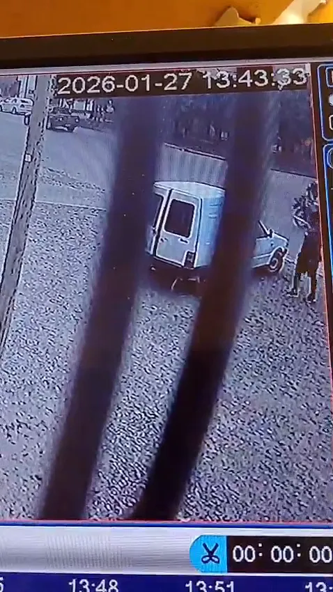 Video 2026-01-27 robo camioneta