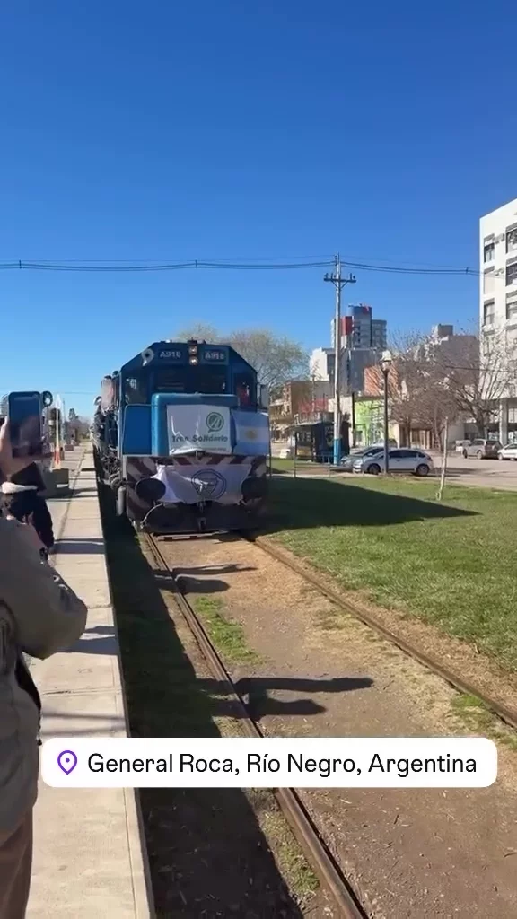 Tren Solidario video
