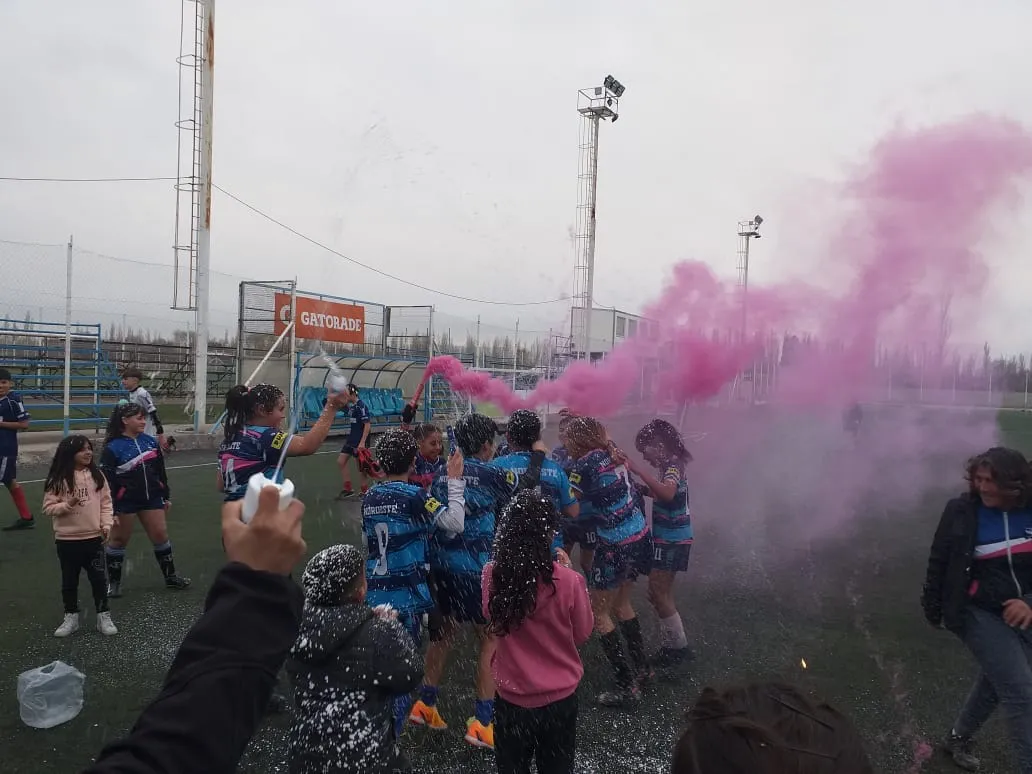 EVITA NORO MIXTO2