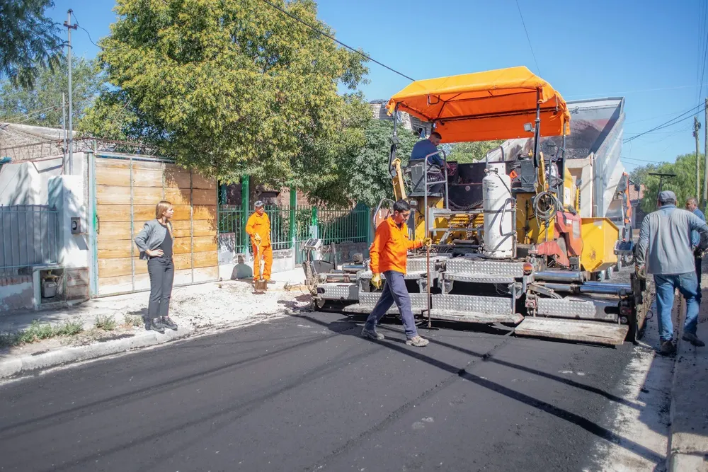 PAVIMENTO DE 21 CUADRAS EN ZONA NORTE