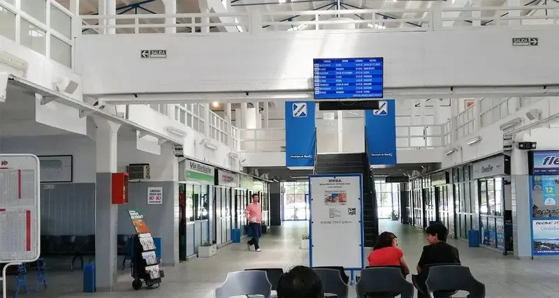 terminal colectivos Roca