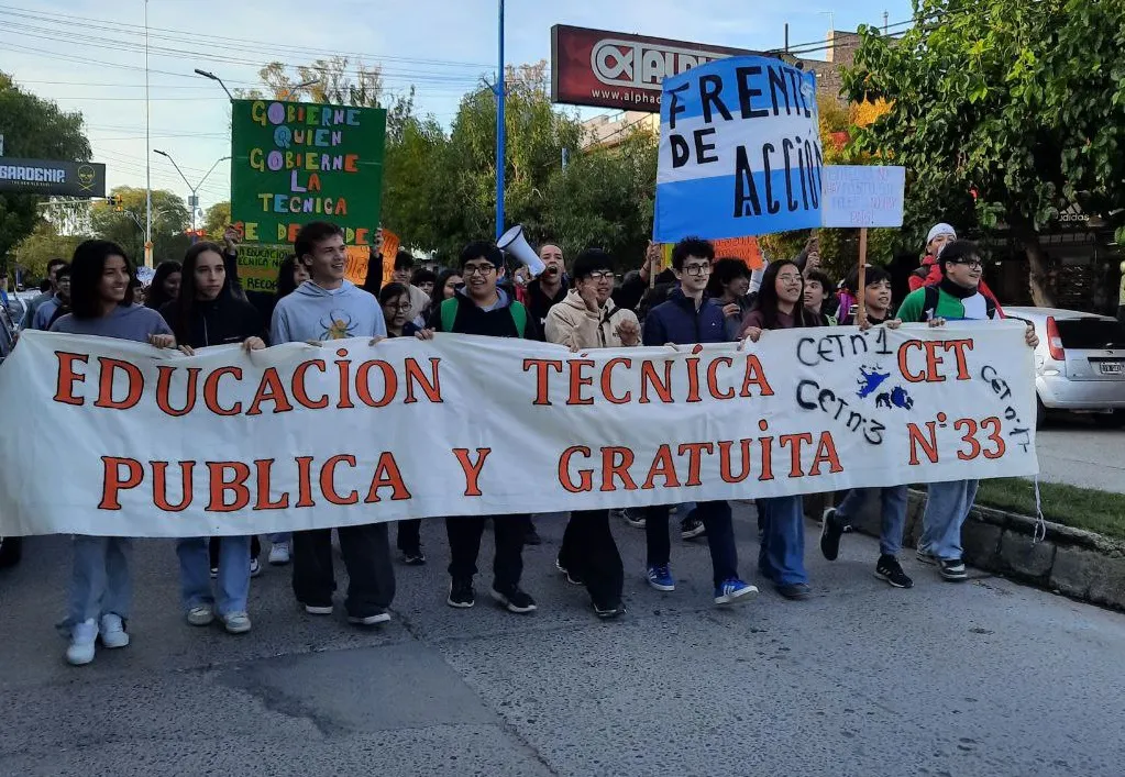 reclamo escuelas técnicas