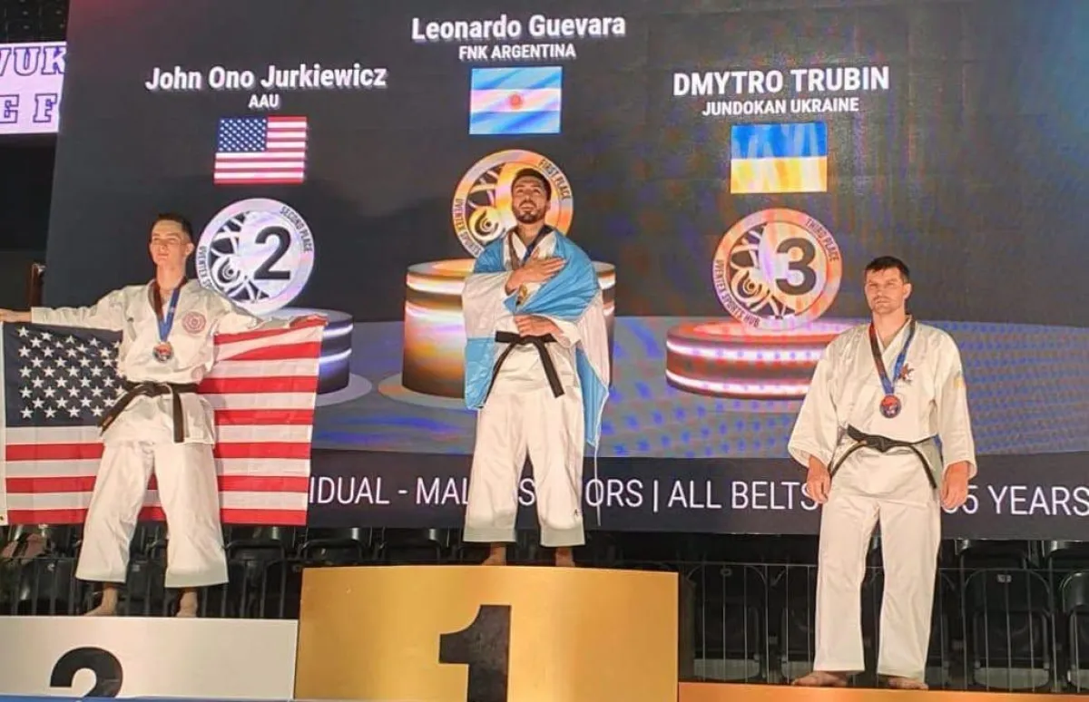 karate guevara podio