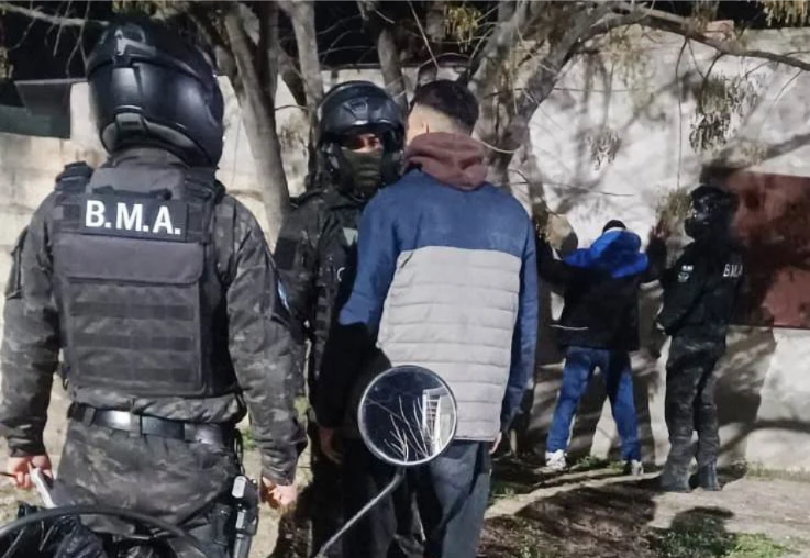 robo iglesia detenidos BMA