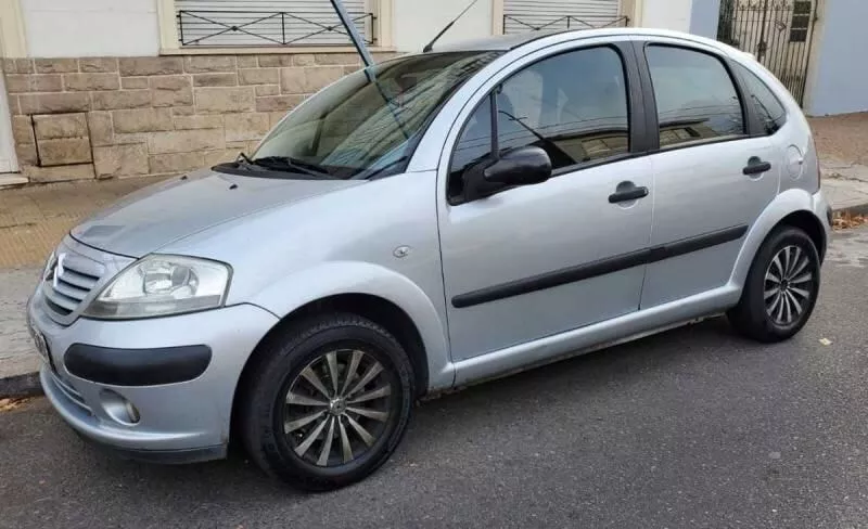 auto robado Cervantes