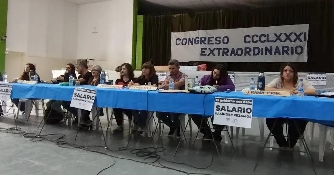 Unter congreso extraordinario