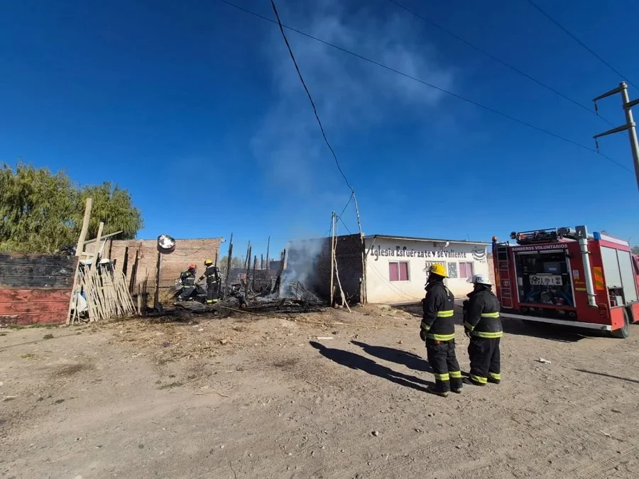 incendio Alta Barda bomberos