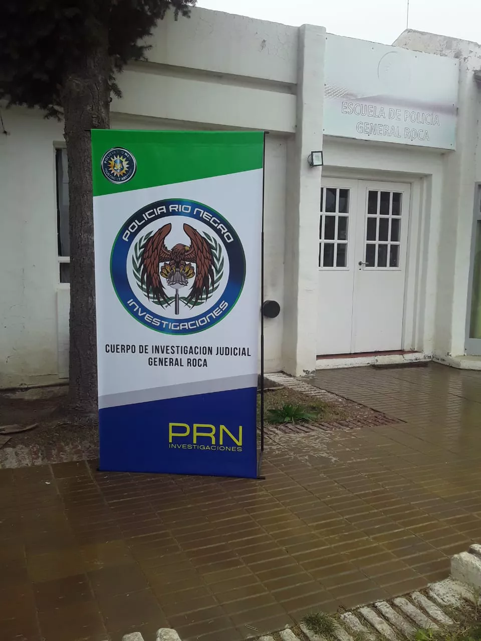 Policía