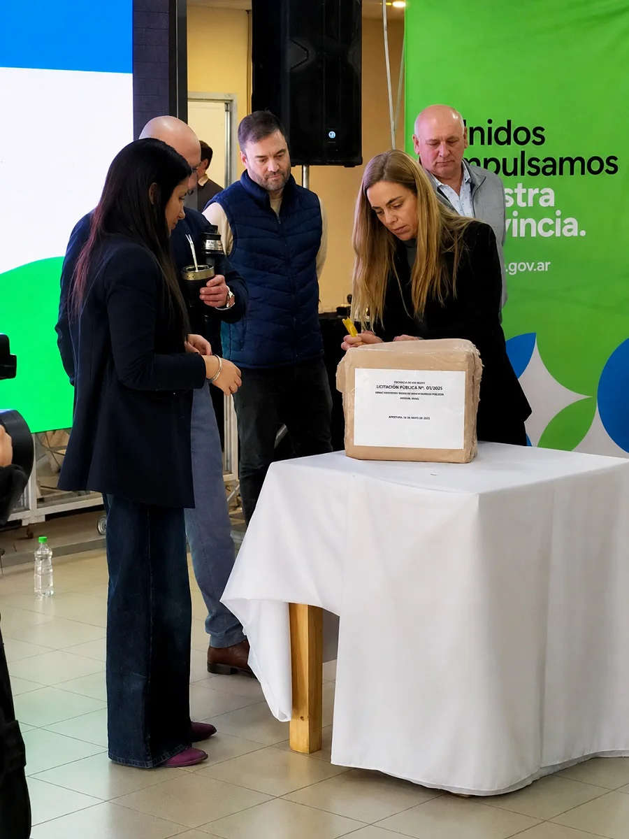 Acto Gob apertura de sobres2