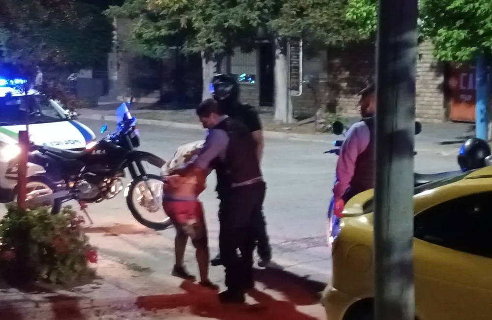 policial detenido (5)