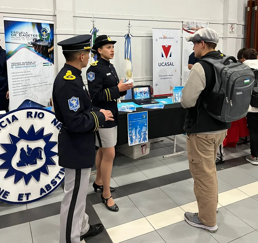 expo iupa policía
