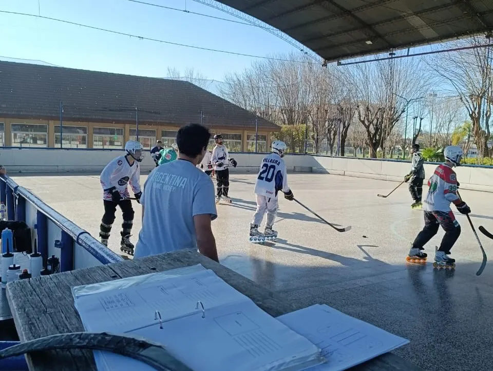 hockeylineacap_3710579712537201010