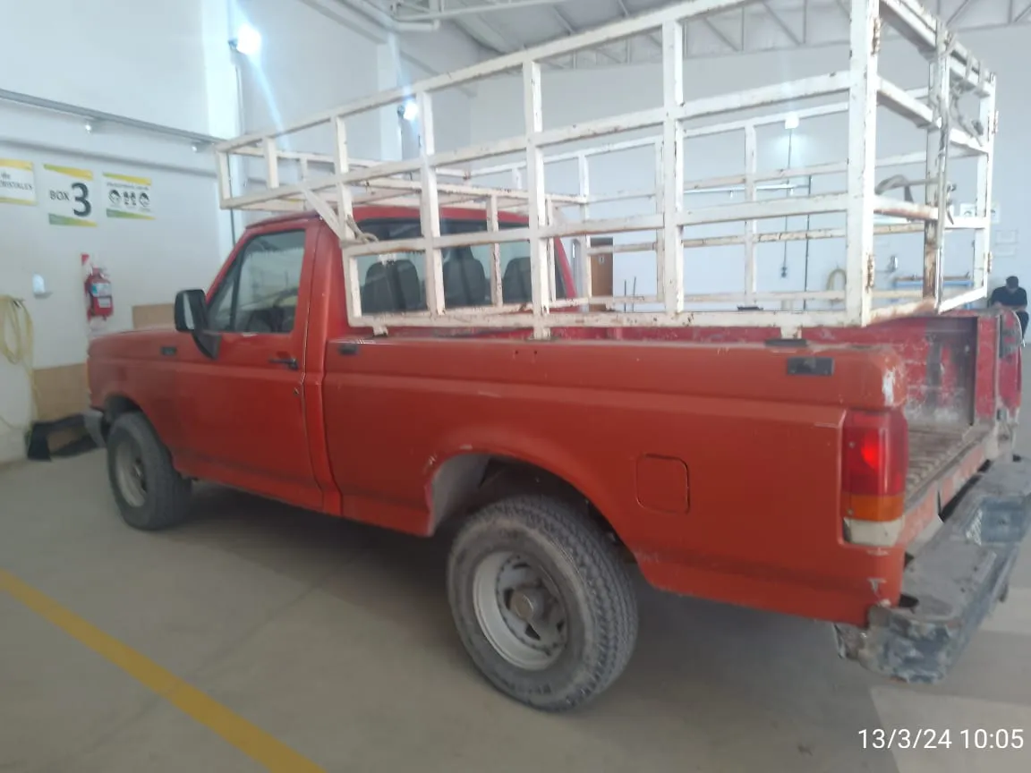 camioneta verificación policía