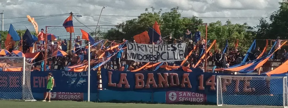 TRFA bandera contra dirigentes1