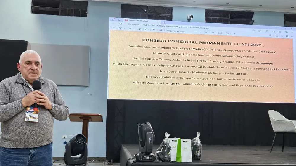 Levin miel Paraguay2