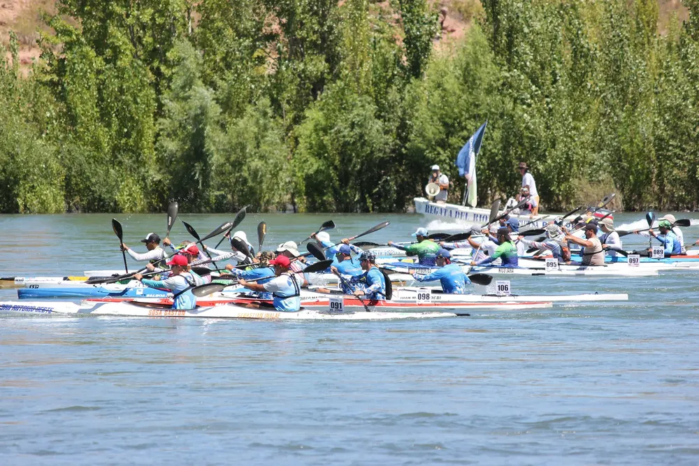 regata del rio negro