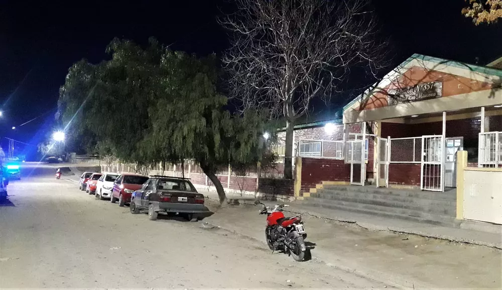 escuela 357 patrullero esquina