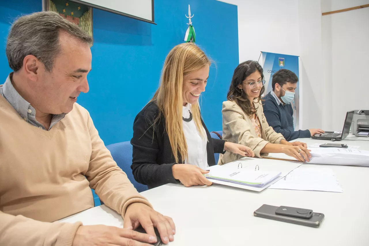 APERTURA SOBRES REDES CONEXAS