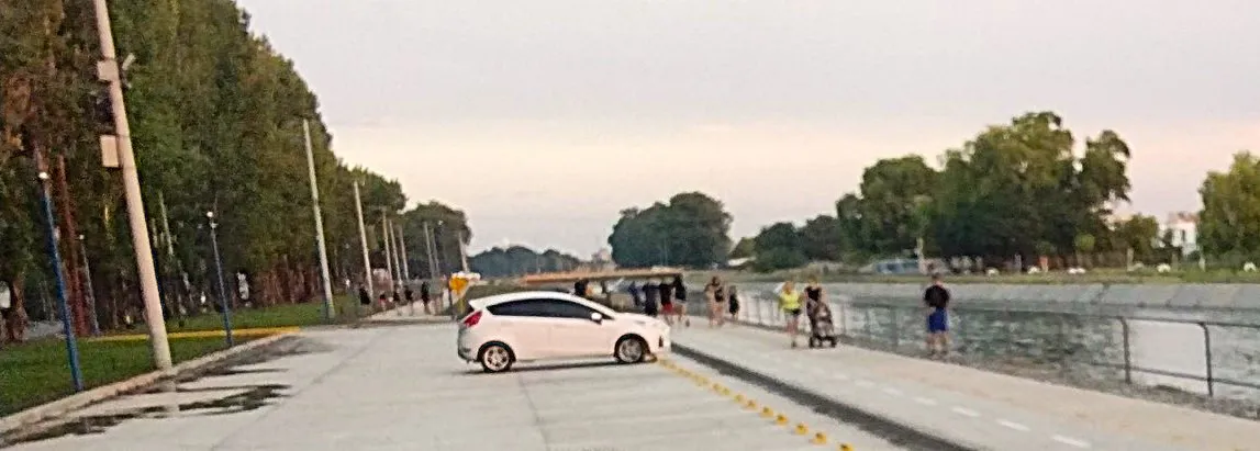 paseo canal grande IUPA estacionamiento