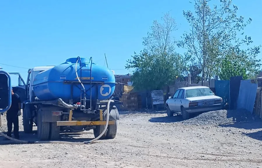 reparto de agua barrio nuevo1