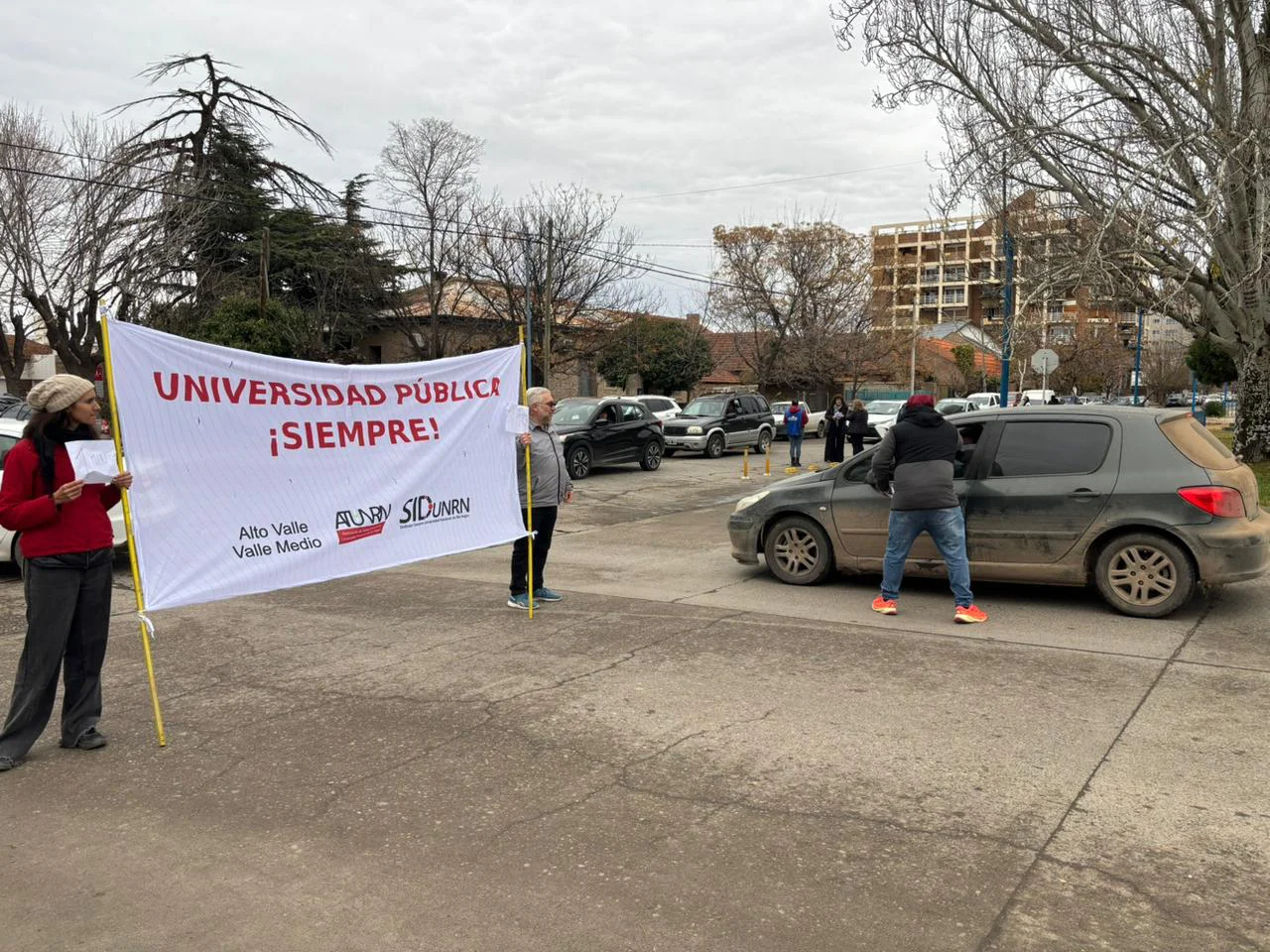 UNRN volanteada Ley de financiamiento (2)