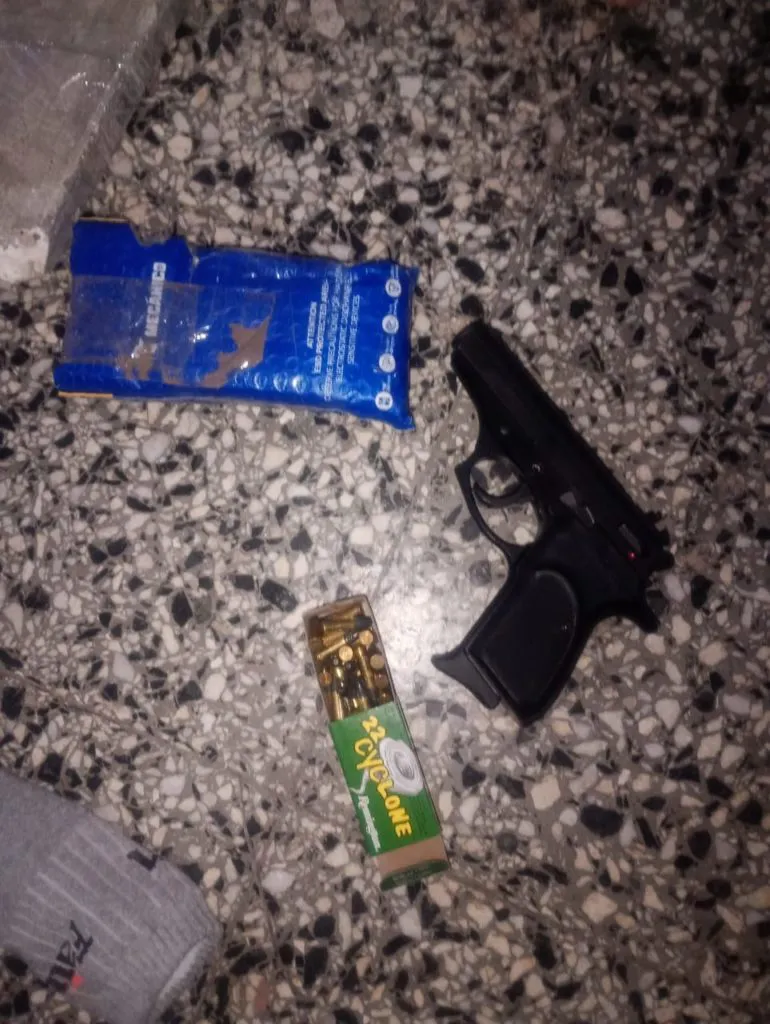 allanamiento armas2