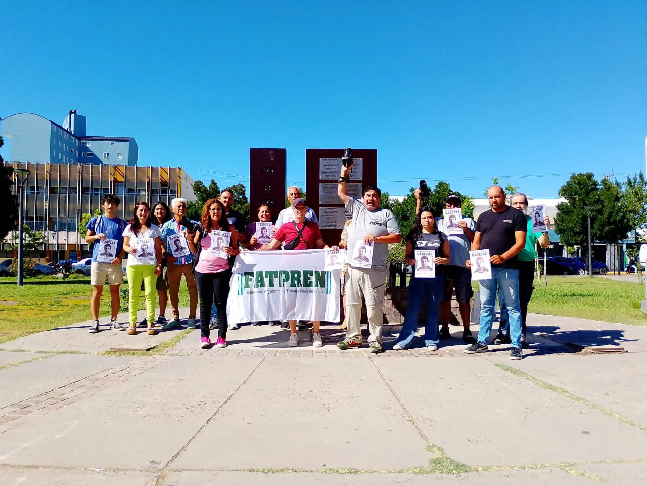 Cabezas - recordatorio y homenaje (5)