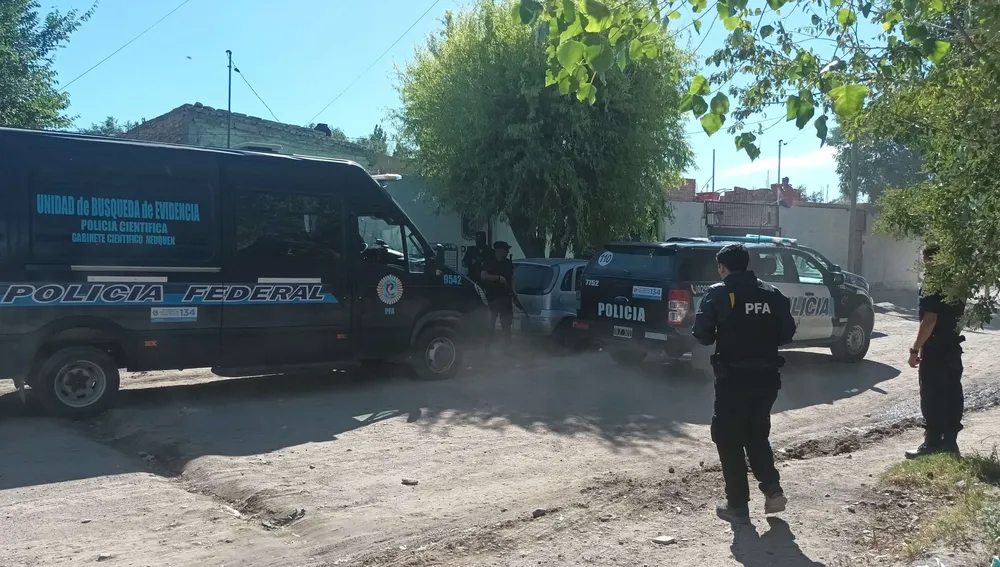 policia federal allanamiento Tiro (4)