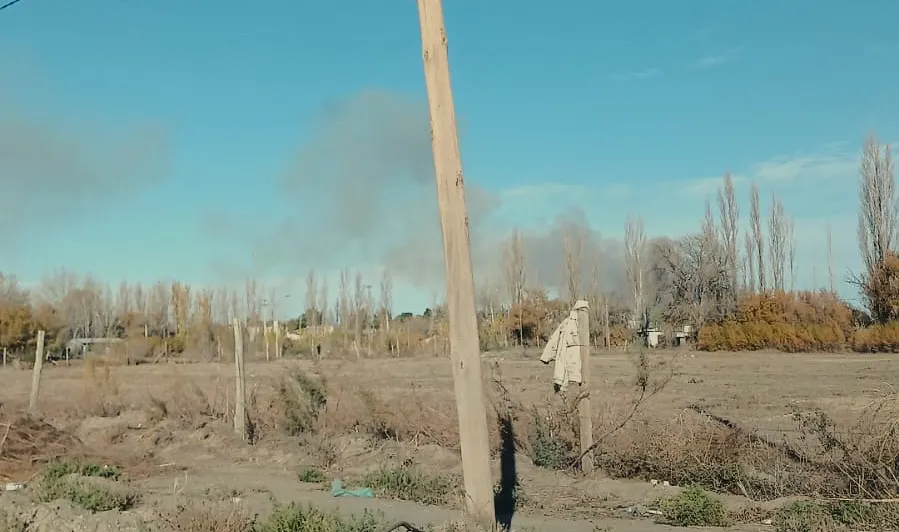 humo incendio costa del rio