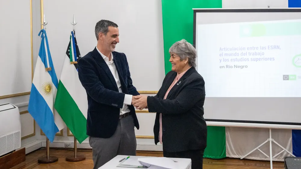 ESRN trabajo y estudios superiores