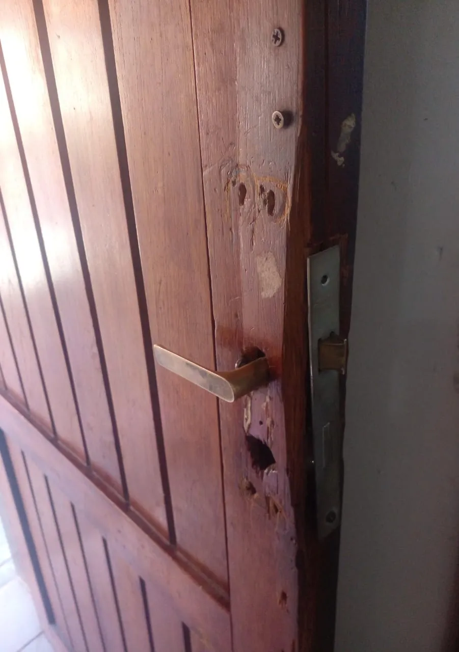 puerta rota
