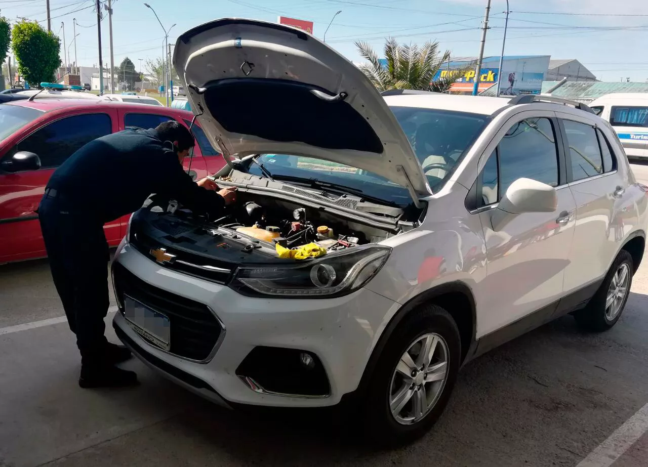 camioneta y arma de fuego secuestradas