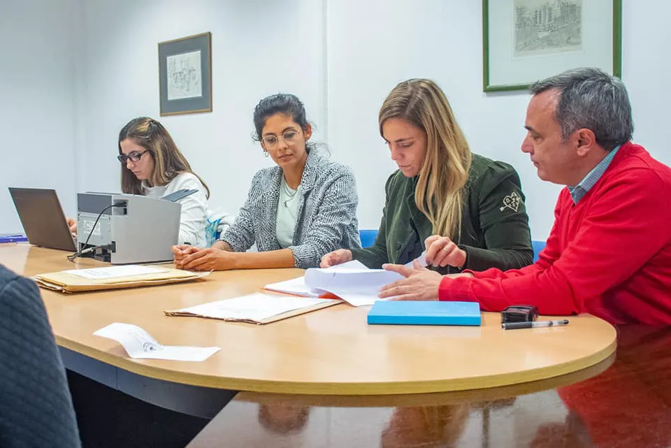 PAVIMENTO BARRIO UNTER