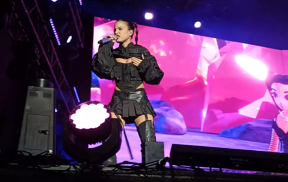 Emilia cantando2