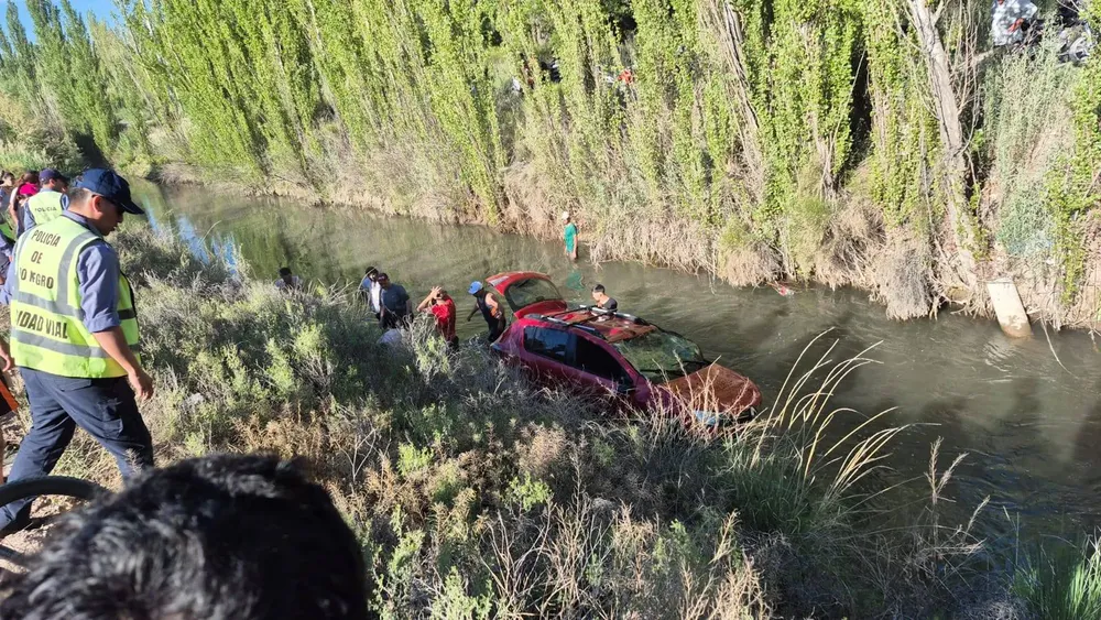 auto desagüe Ruta 6