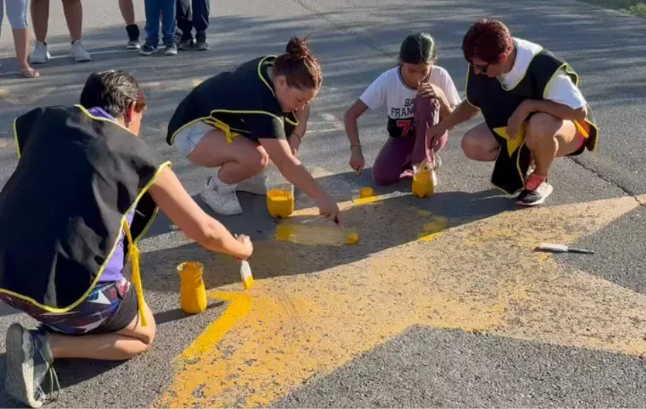 Yamila Fuentes Estrellas Amarillas (3)