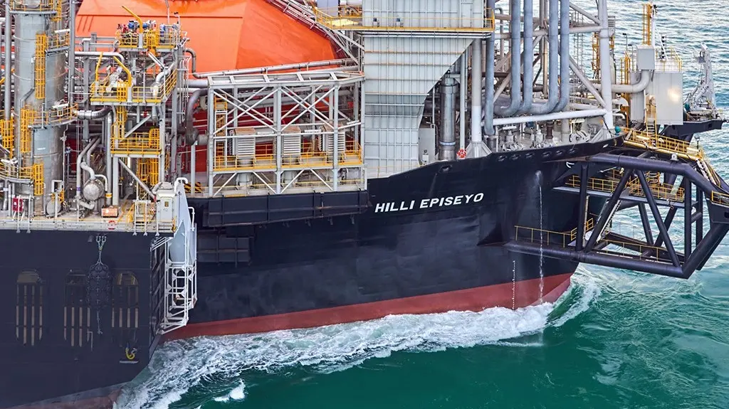 barco GNL
