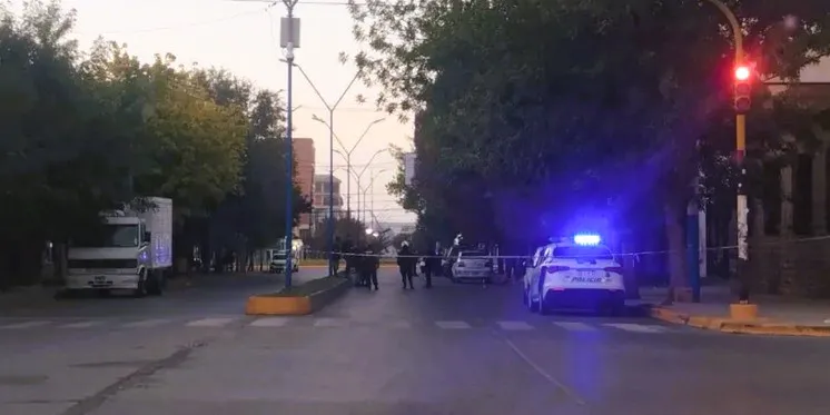 centro roca jovenes apuñalados