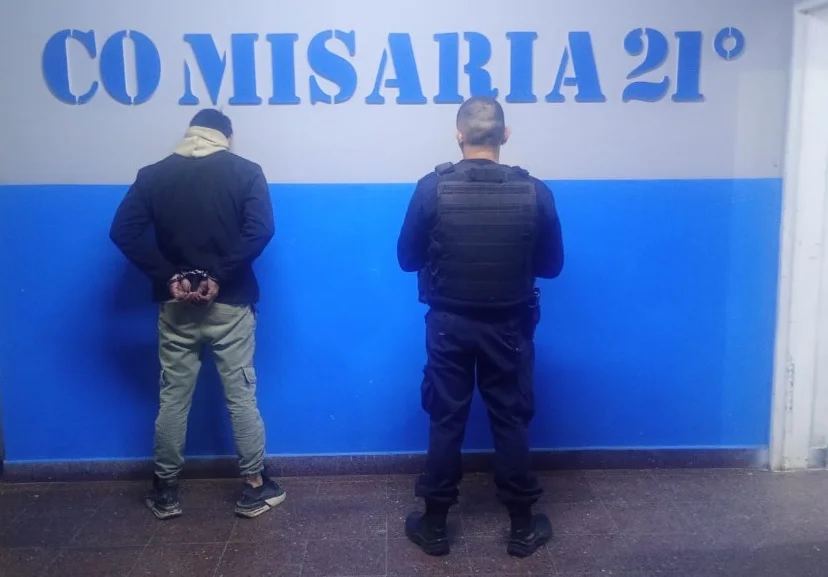 detenido arma com 21