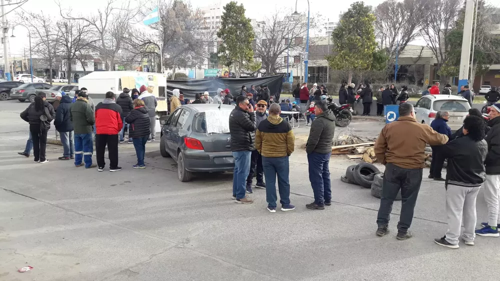 policia concentración acampe
