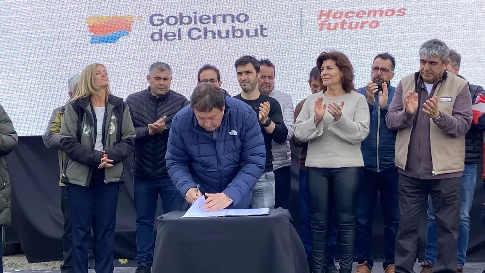 firma acuerdo incendios