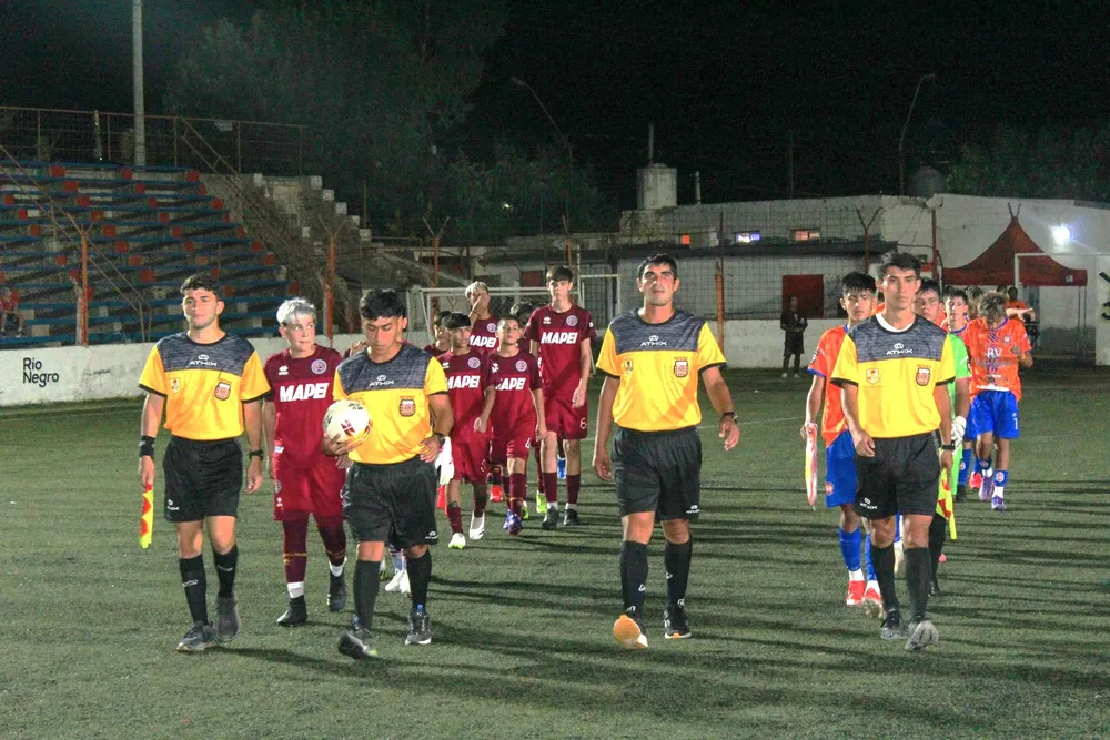MUNDIALITO salida a la cancha
