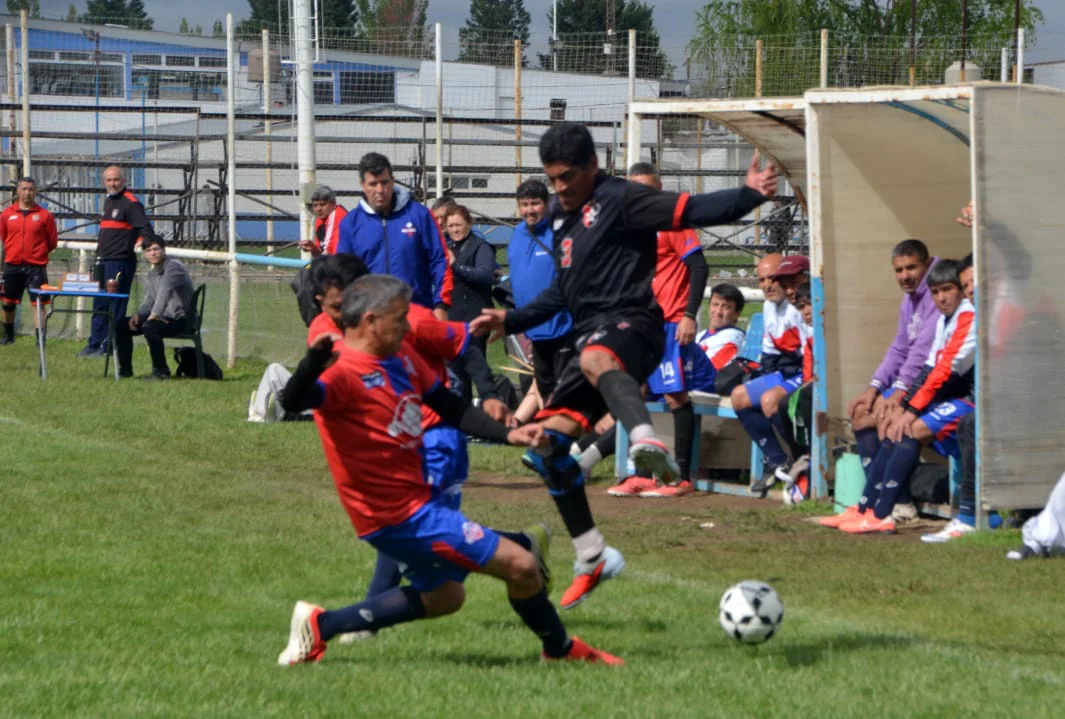 Veteranos Nacional - Tiro FC (7)