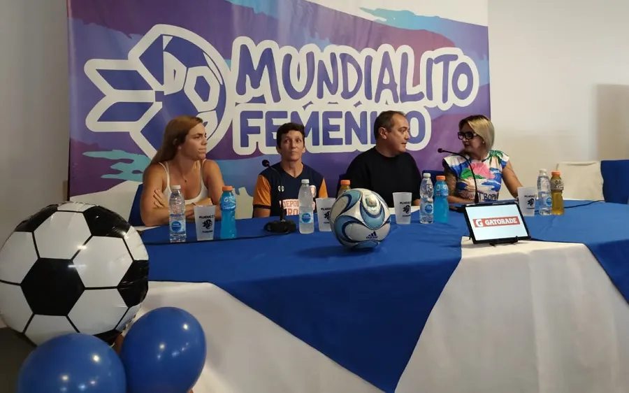 MUNDIALITO FEM presentación