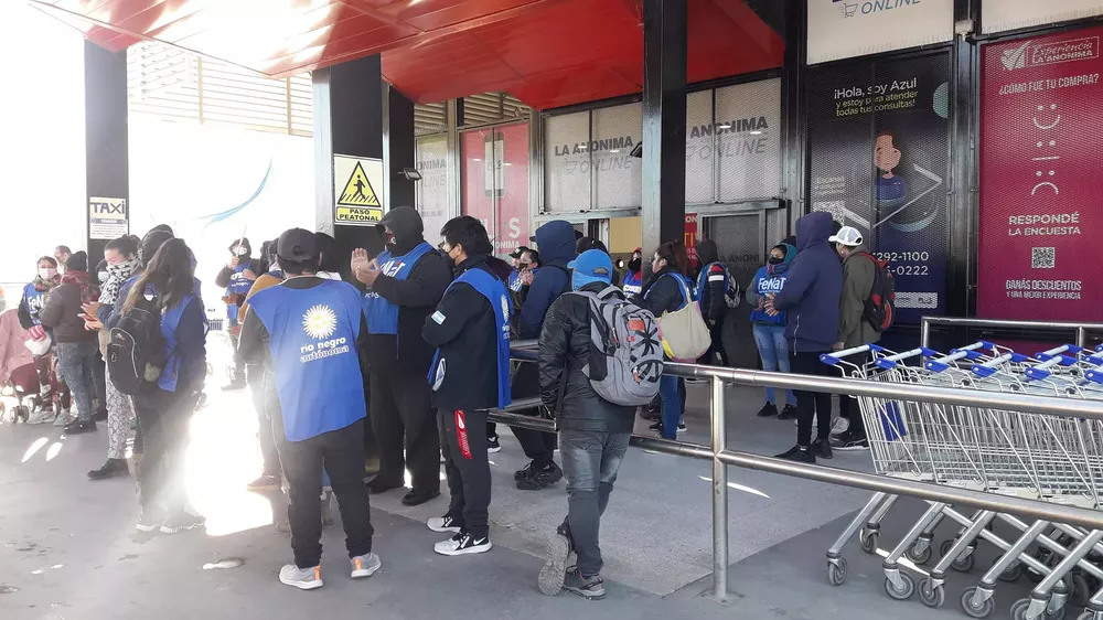 BLOQUEO lA aNÓNIMA4