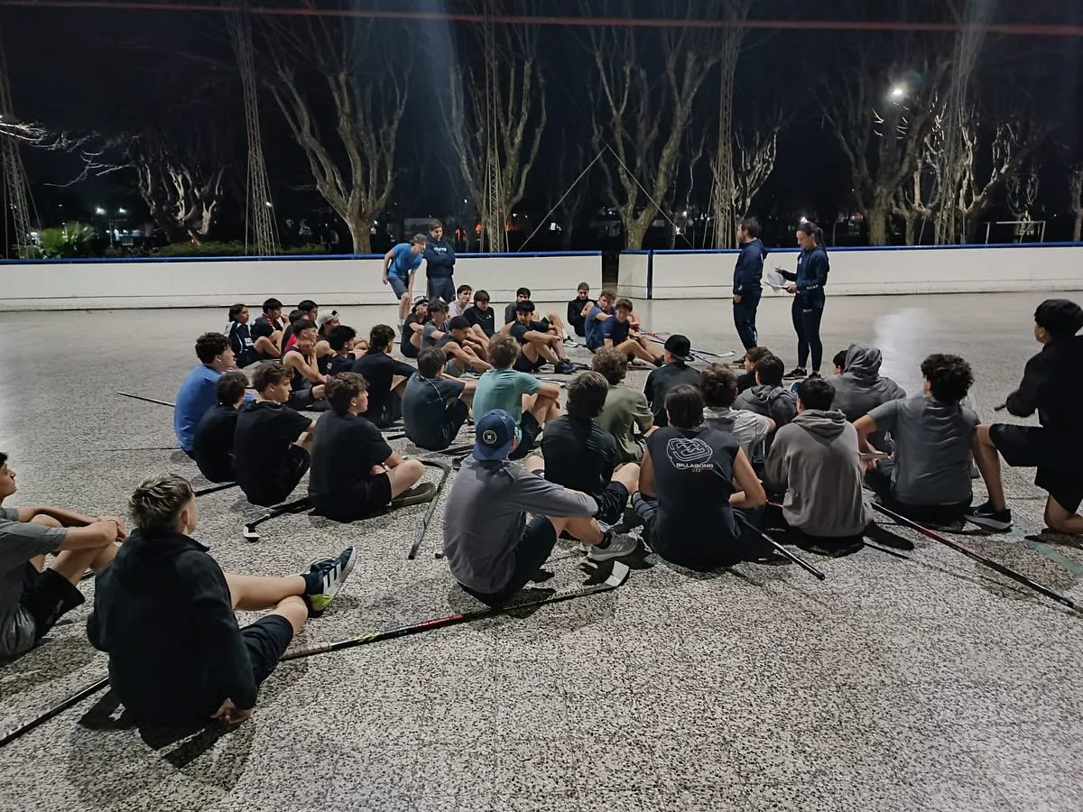 hockeylineacap_3710579712562413683